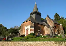 Église fortifiée Saint-Nicolas.