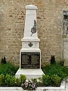 Le monument aux morts.