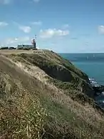 La pointe du roc avec le phare du cap Lihou.