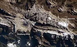 Image satellite de la mine de Grasberg, le site des prairies de Carstensz.