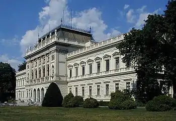 Le hall d’accueil de l’Université de Graz