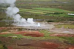 Geysir en éruption.