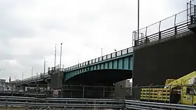 Le pont vu depuis Brooklyn