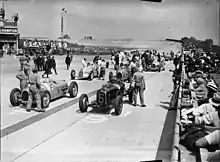 Photo de la grille de départ du Grand Prix automobile de France 1934.