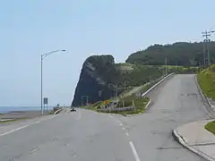 La route 132 en regardant vers l'Est et le Gros Morne