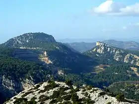 Vue du Gros Cerveau et de la Barre de la Jaume  depuis le Croupatier.