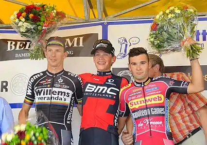 Podium de l'édition 2015 du Circuit Het Nieuwsblad espoirs : Dimitri Claeys (2e), Floris Gerts (1er) et Gianni Vermeersch (3e).