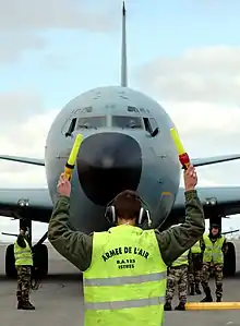 Un C-135FR du groupe de ravitaillement en vol 00.093 « Bretagne » sur la base aérienne de Manas au Kirghizistan le 29 mai 2007