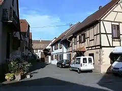 Des maisons anciennes à colombages.