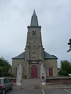 L’église Saint-Pierre-ès-Liens.
