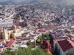 Guanajuato centre historique et mines.