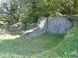 Guerlesquin : ruines près de la chapelle Saint-Trémeur