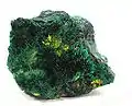 Guilleminite avec malachite, Musonoi Mine, Congo, 4.5 x 3 x 2.1 cm