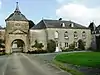 Château de Guirsch : dépendances et ferme