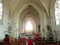 Nef, vue vers l'est sur la croisée du transept.