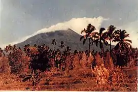 Vue du Klabat en 1981.