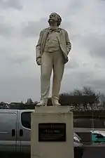 Statue de Gustave Flaubert.