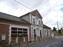 L'école à Hédencout.