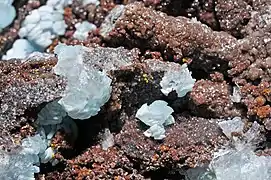 Hémimorphite et wulfénite.