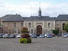 Rethel, ville arrosée par l'Aisne, est la troisième ville du département des Ardennes et en même temps la troisième agglomération urbaine.