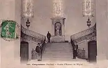 carte postale d'un escalier intérieur