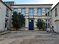 Façade sur cour de l'hôtel Brettes