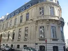 Hôtel Cahen d'Anvers à l'angle de la rue de Bassano et de l'avenue d'Iéna, Paris XVIe.