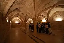 La salle voûtée dans les souterrains de l'hôtel de Beauvais.