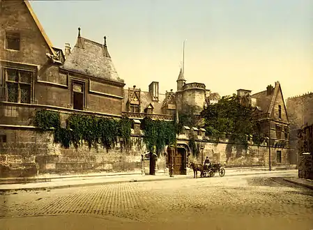 L'Hôtel de Cluny dans les années 1890.