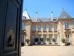 Façade du corps de logis.