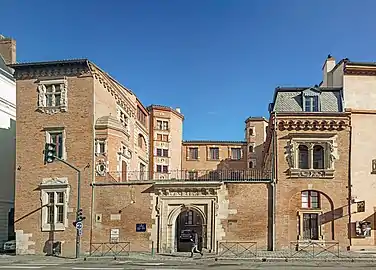 Façade de l'hôtel.