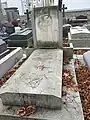 Tombe de Lucienne Bréval au cimetière des Batignolles (div. 2), à Paris.