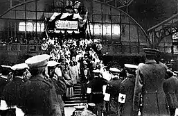 Arrivée de la venue de l'échange de captivité blessés russes sur la Hauptbahnhof Lübeck le 2 septembre 1915
