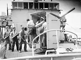 Image illustrative de l'article Canon de marine de 4 pouces QF Mk XIX