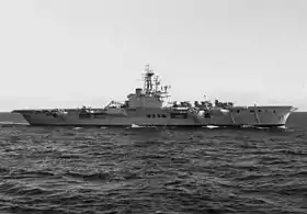 Le porte-avions NCSM Bonaventure à la mer dans les années 1960