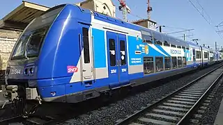 Z 23500 (en livrée Zou !), en gare de Toulon.