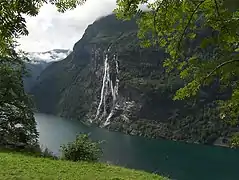 Vue depuis la paroi opposée du Geirangerfjord.