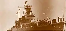 Le HTMS Dhomburi (ou Tonburi) quatre jours avant la bataille. Ce navire de 2 200 t. fut lancé en 1938 par les chantiers Kawasaki.