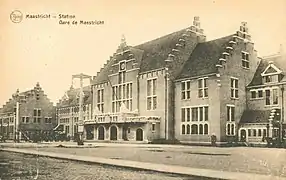 Façade avant 1918.