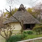 No 5: Maison de Tsuruga, vue de côté