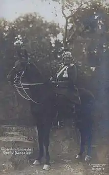 Gottlieb von Haeseler en uniforme d'uhlan.