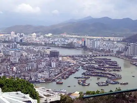 Sanya, deuxième ville de la province.