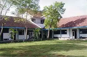 Un lycée technique dans une ville de province (Jember, Java oriental).