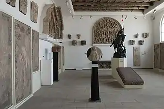 Salle de sculptures médiévales