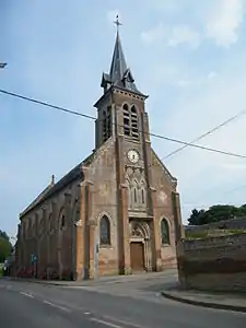 Église Saint-Quentin d'Halloy-lès-Pernois