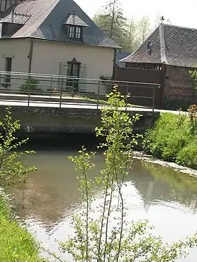 pont sur l'Hallue