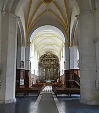 L'intérieur de l'église.