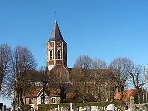 L'église et le cimetière.