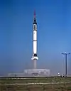 Le lanceur de la mission Mercury-Redstone 2 au décollage.