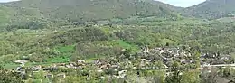Le hameau du Genevray au cœur de la vallée.